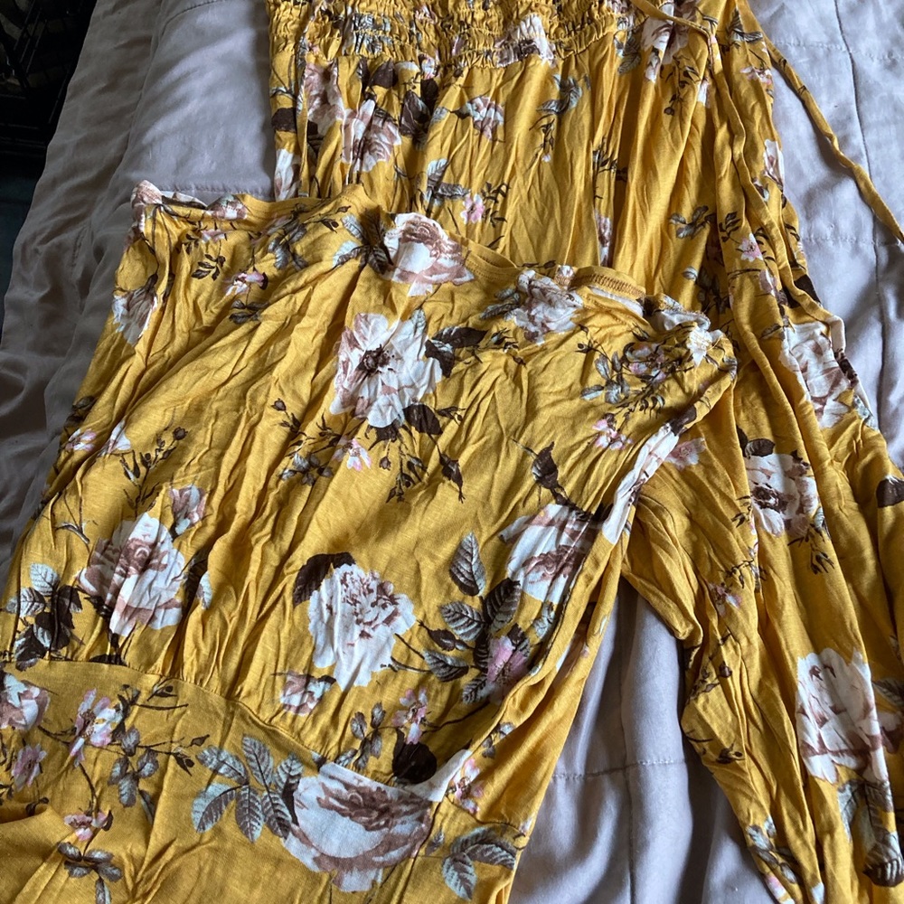 Floral jumpsuit- NWT